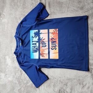 Boys rushguard size S(6-7), great condition